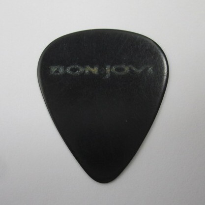 ★ボン・ジョヴィ BON JOVI ファン・クラブ ギターピック