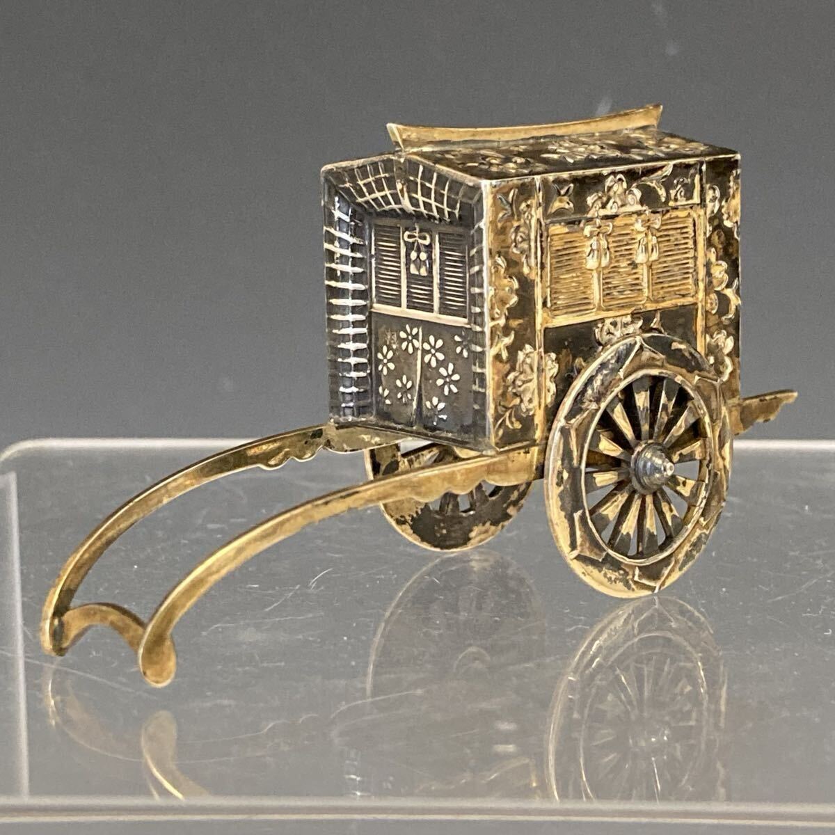 銀製「御所車」ミニチュア置物　STERLING MADE IN JAPAN IINO LINES 刻印有 スターリング シルバー　アンティーク テーブルウエア ソルト