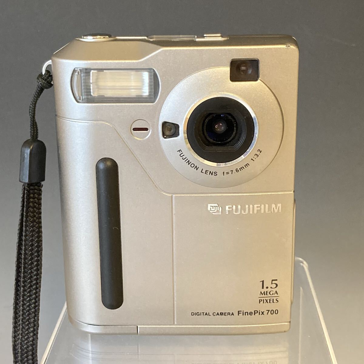 FUJIFILM FinePix700　デジカメ 富士フィルム 