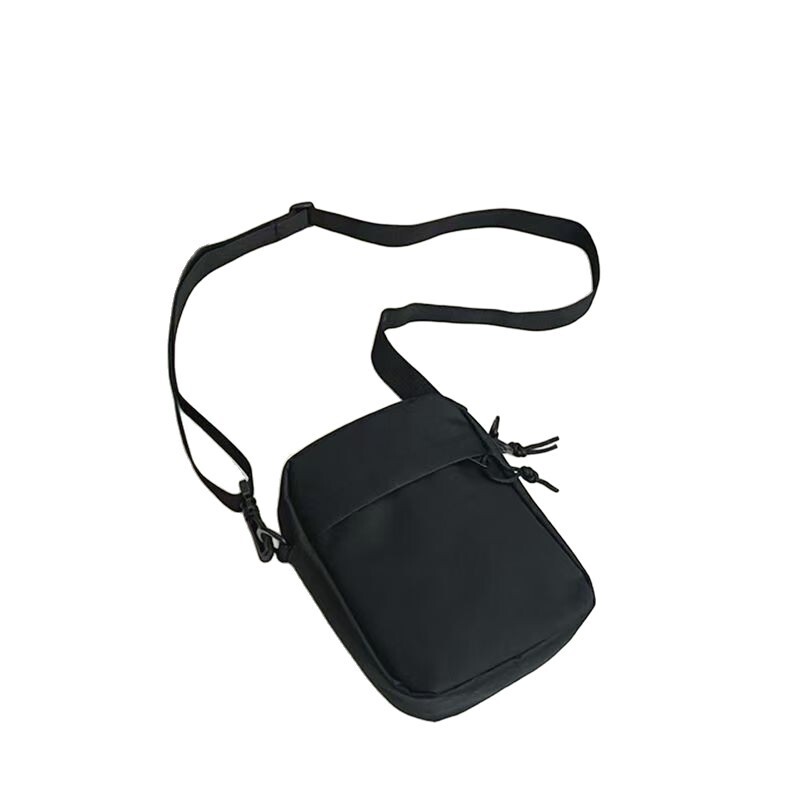 無地　ブラック　ミニショルダーバッグ　サコッシュ　斜め掛け　