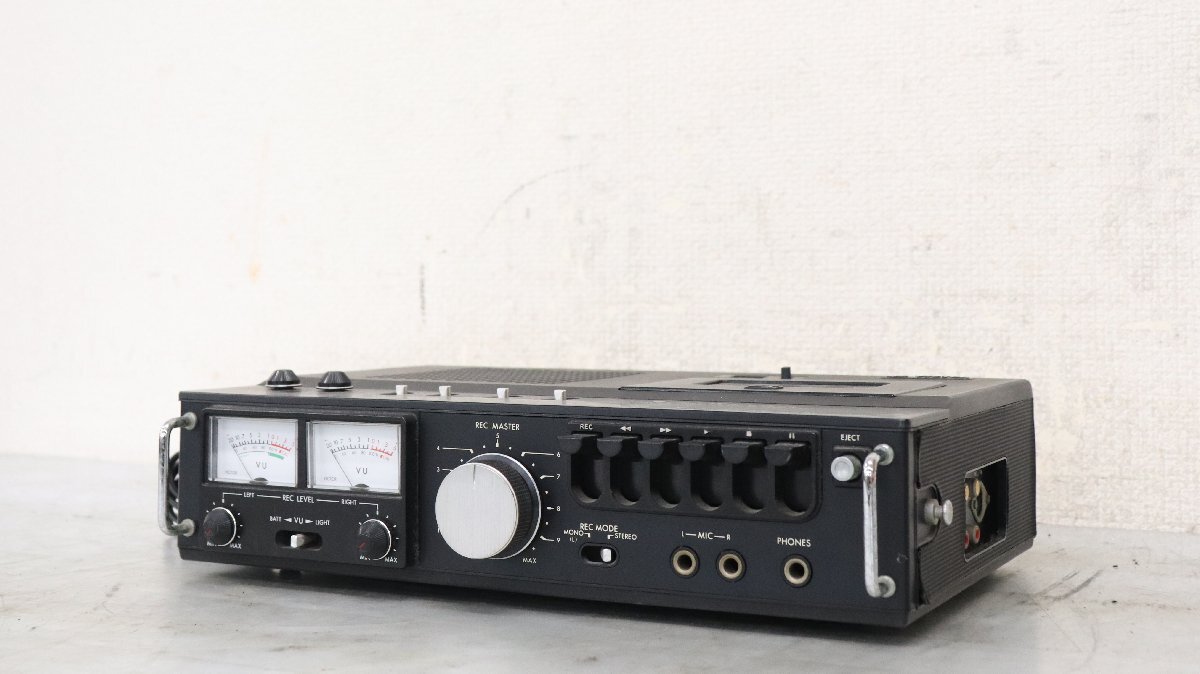 【 J 】1024 Victor KD-4 カセットデッキ ビクター 186797