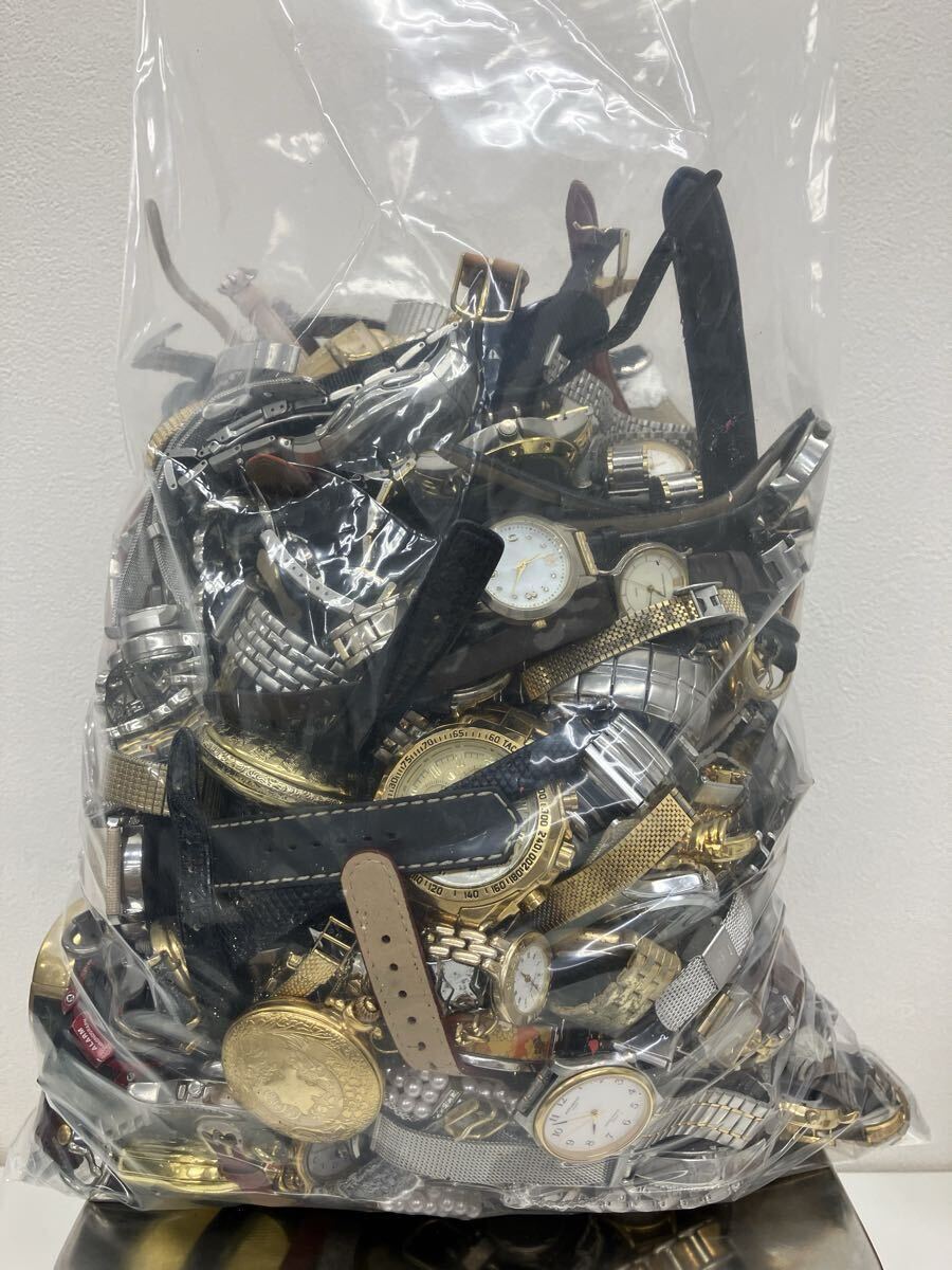 【Z1677-i】 腕時計 時計　重量約10キロ まとめ　SEIKO CASIO CITIZEN その他　部品取り　ジャンク　動作未確認　大量　いっぱい