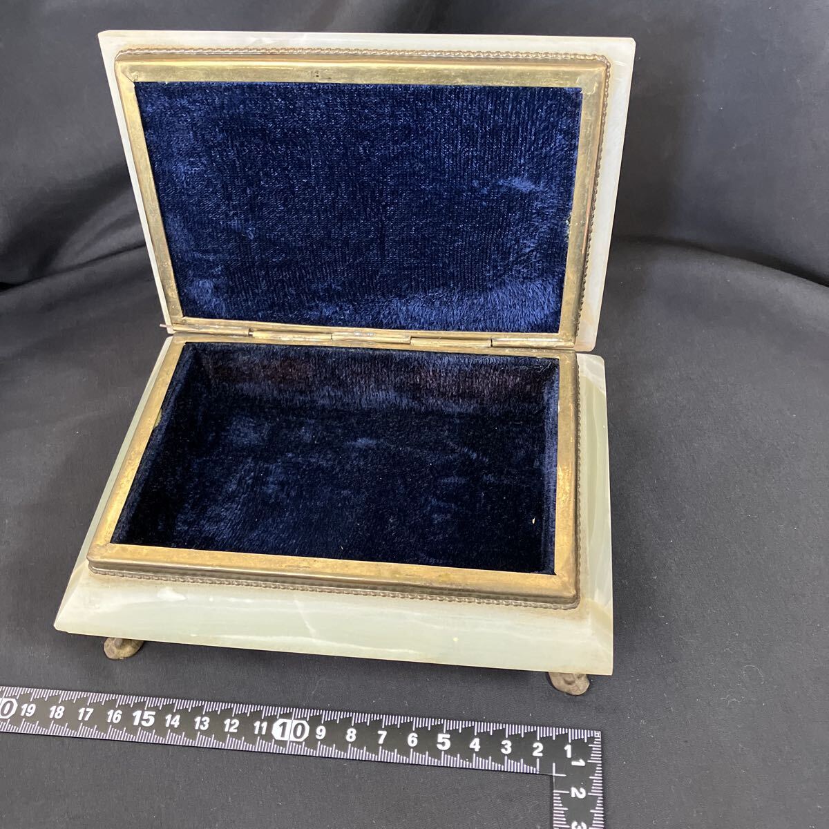 翡翠？　アクセサリーケース　 小物入れ　 アンティーク　 ジュエリーボックス　