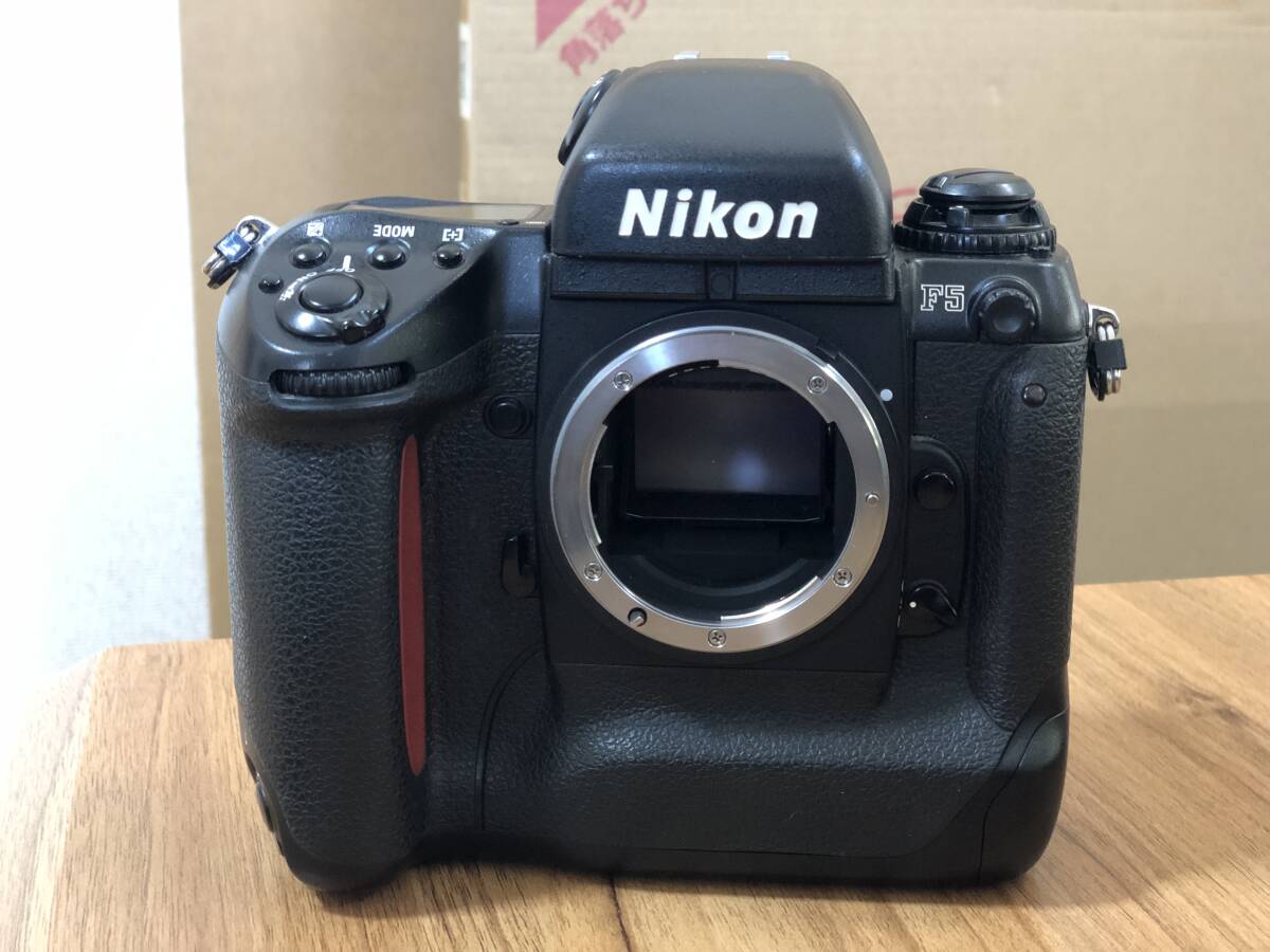 【福C-714】Nikon F5