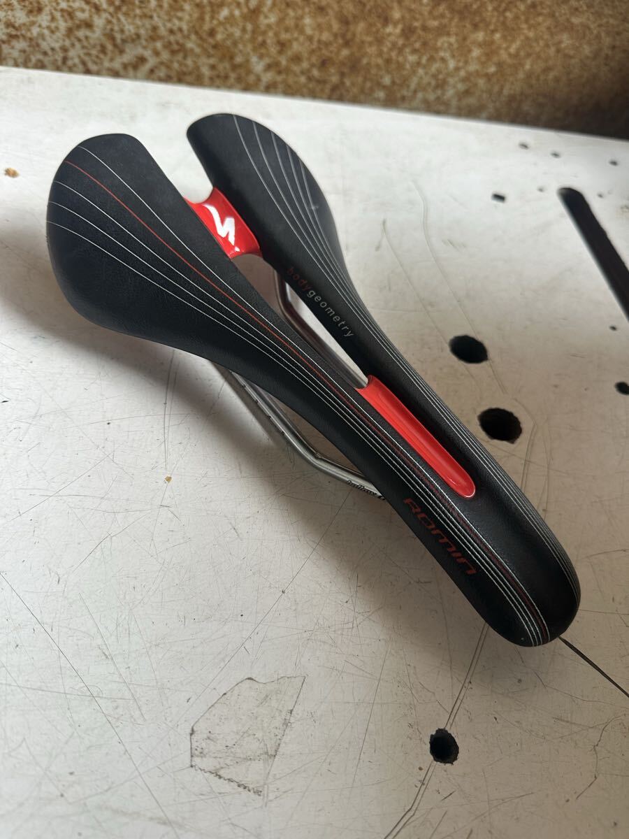 (M)SPECIALIZED スペシャライズド body geometry ロミン Romin 143mm 現状中古品
