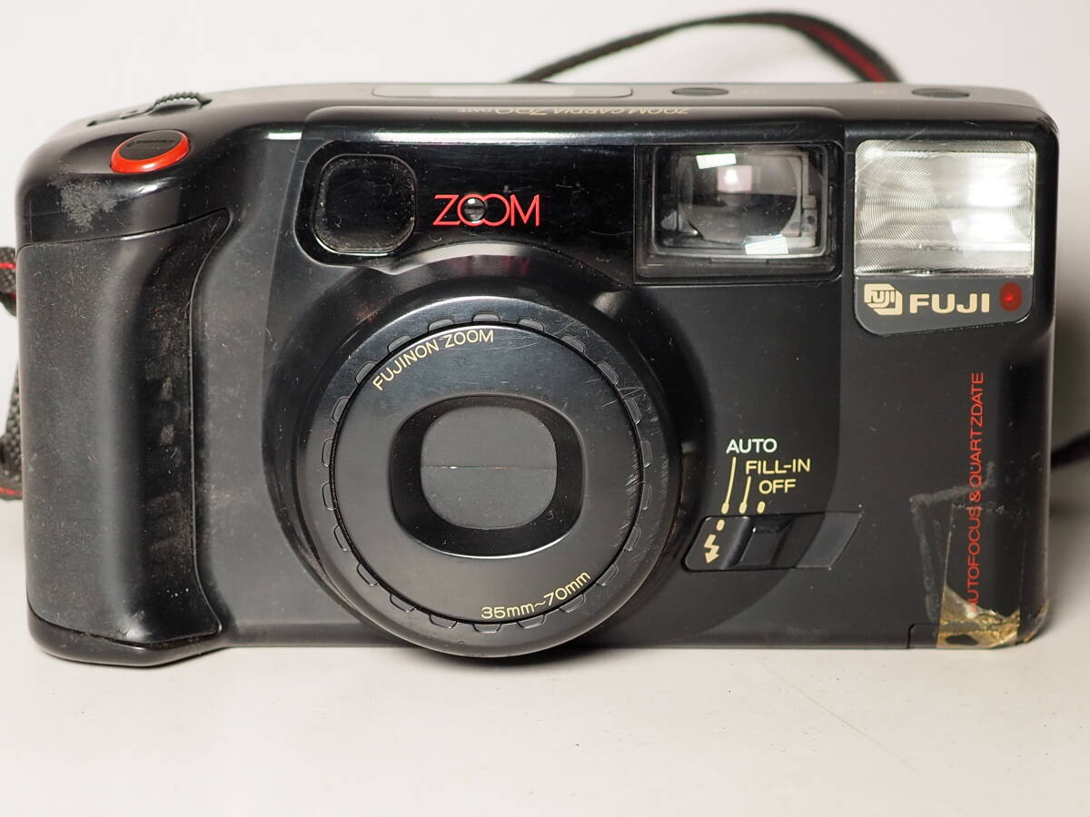 FUJI ZOOM CARDIA 700 DATE　コンパクトフィルムカメラ