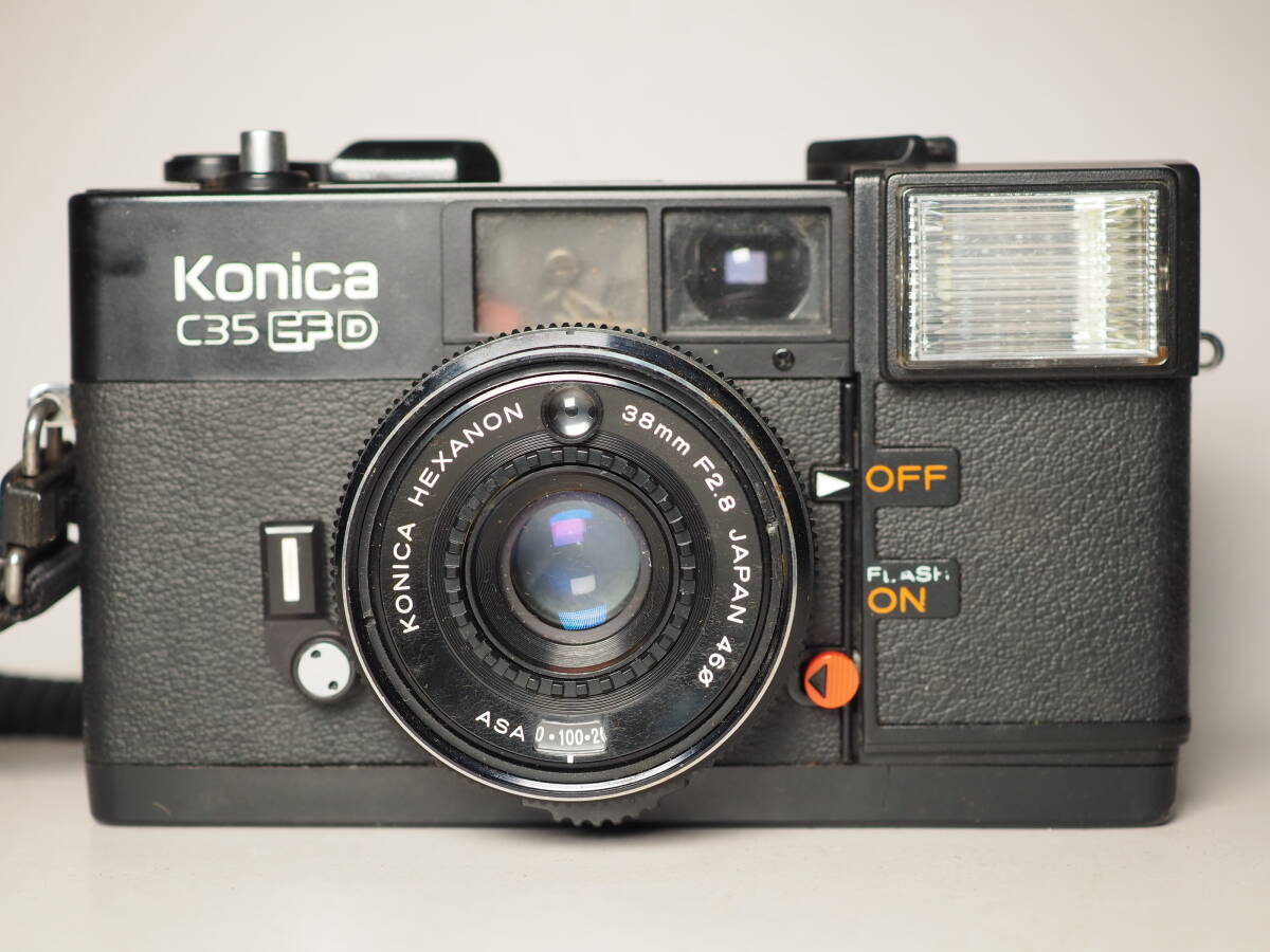 KONICA コニカ C35 EFD　コンパクトフィルムカメラ