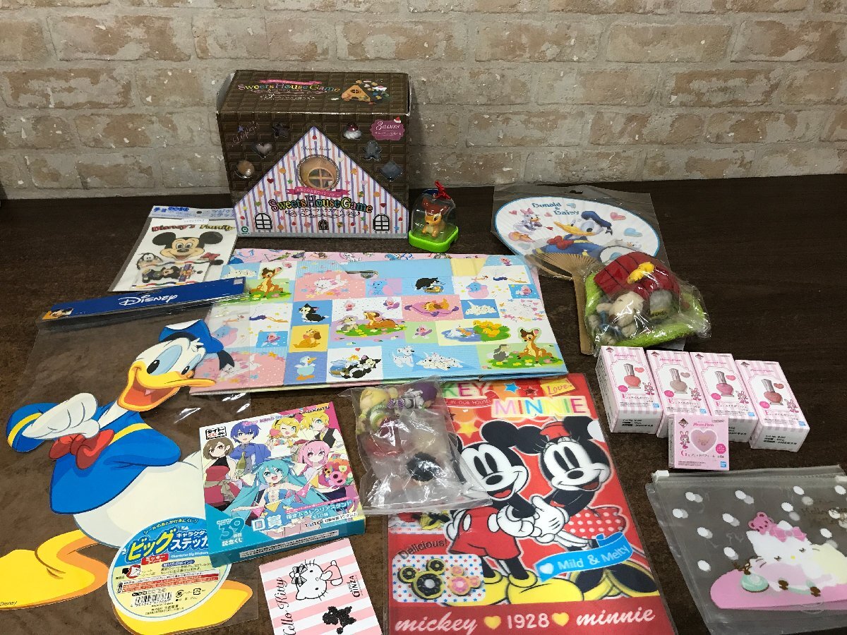 ③☆mkduki☆　キャラクターグッズ　まとめ売り　ディズニー　ハローキティー　等　