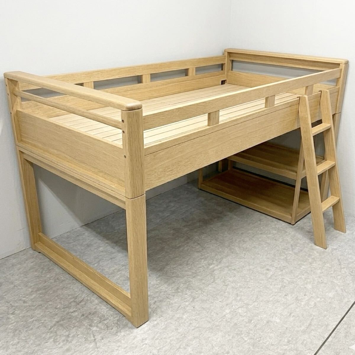 □浜本工芸 ミドルベッド No.5000 ロフトベッド ハイベッド 棚付き ラック シェルフ ナラ材 シングルベッド《直接引取推奨》□26040102K2