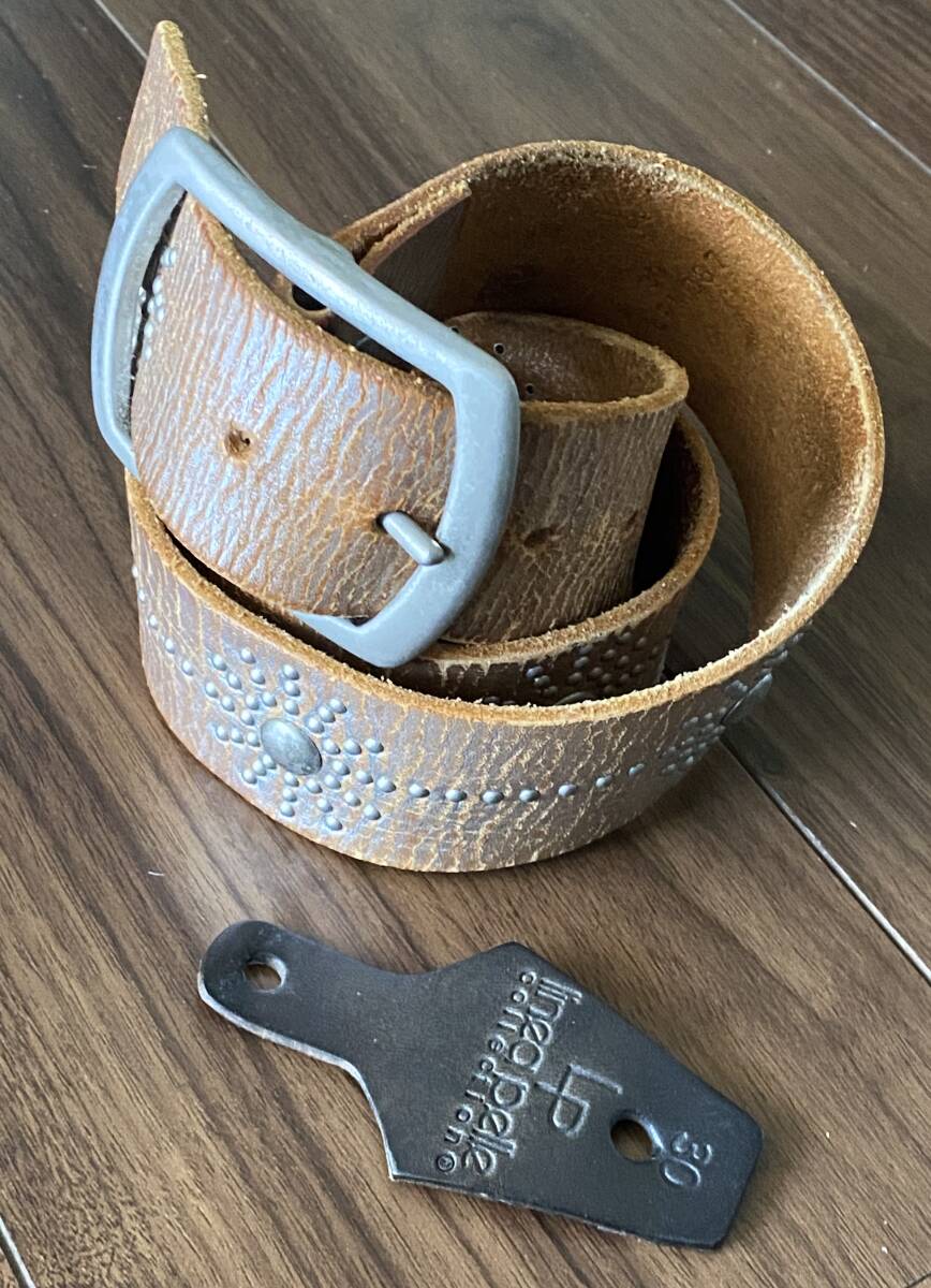●linea pelle(リネア・ペレ) スタッズ レザーベルト・サイズ30・シルバーカラー●中古品●