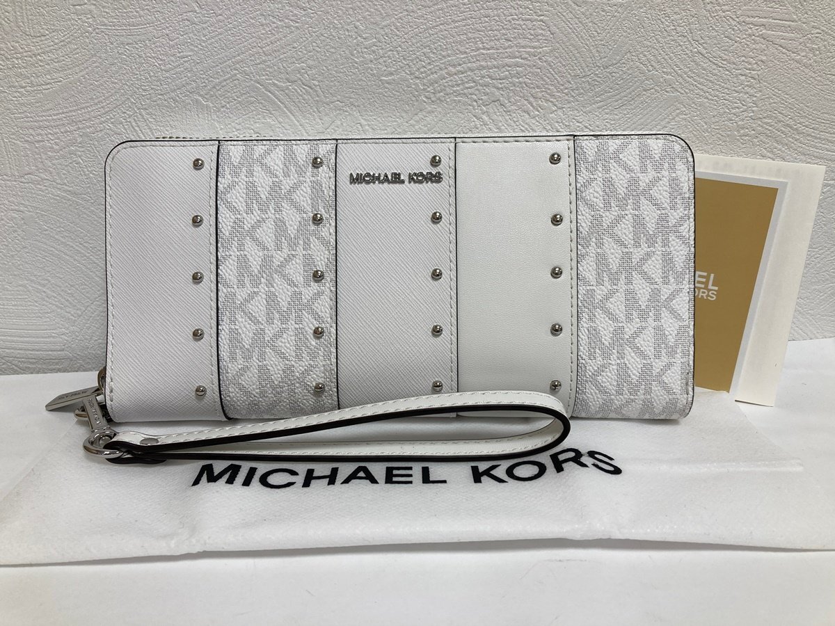 MICHAEL KORS 　マイケルコース JET SET スタッズ パッチワーク コンチネンタル　 ウォレット ラージ - MKシグネチャー ホワイト
