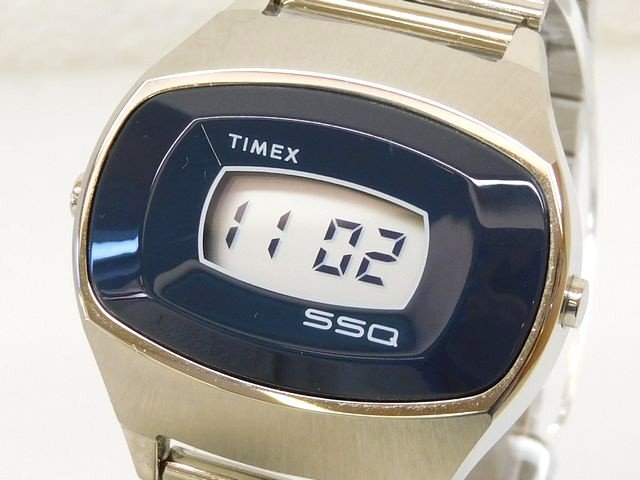 新品同様品 タイメックス 1975 ■ SSQデジタル 復刻モデル TW2Y06100 メンズ ウォッチ 時計 クォーツ TIMEX□8D