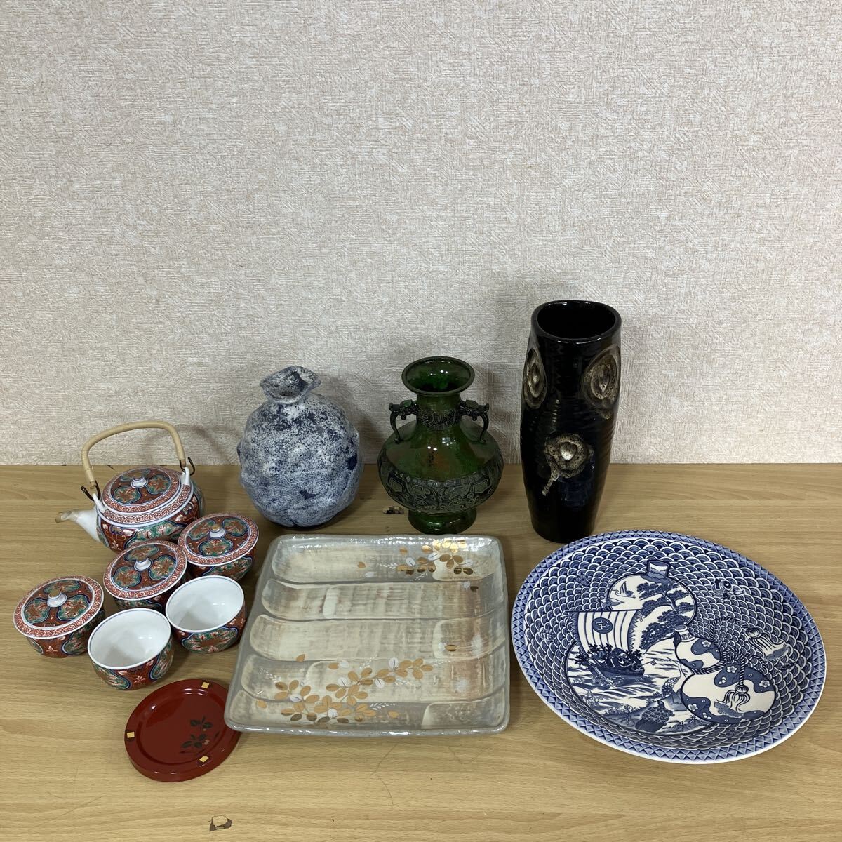 工芸品 まとめ 盛皿 大皿 飾り皿 陶器 花瓶 漆器 茶器 蓋付き茶碗 急須 土瓶 美術品 まとめて 12点 4 サ カ 1900