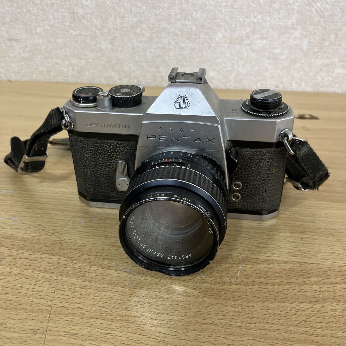ASAHI PENTAX アサヒ ペンタックス SPOTMATIC SP レンズ ASAHI SMC TAKUMAR 1:1.8/55 フィルムカメラ 一眼レフカメラ 4 サ カ 1902