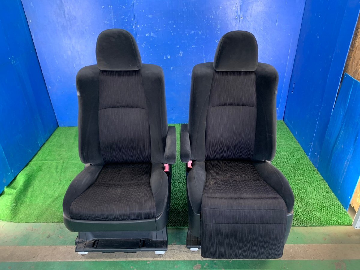 ヴェルファイア/アルファード　ANH/GGH　20系　運転席シート　助手席シート　フロントシート　トリムコード：FD19[N/17369]※個人宅配不