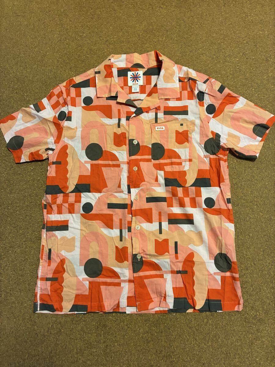 RVCA/ルーカ/半袖シャツ/アロハシャツ/S/高配色/ピスネーム/左胸ポケット/カリフォルニア/サーフ/スケート/ビラボン/ボルコム/サーフィン