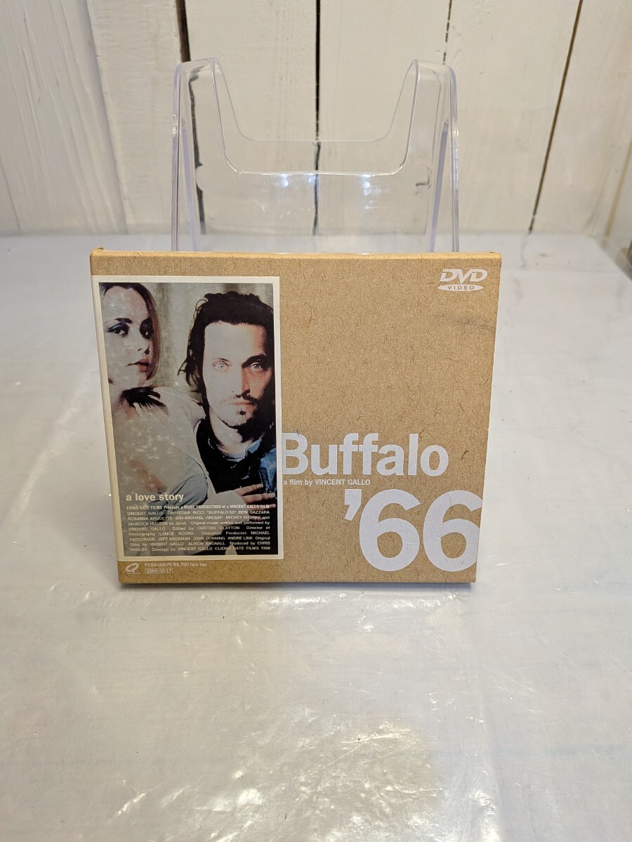 ヴィンセント・ギャロ　クリスティーナ・リBuffalo'66 DVD 紙ジャケ　A-203