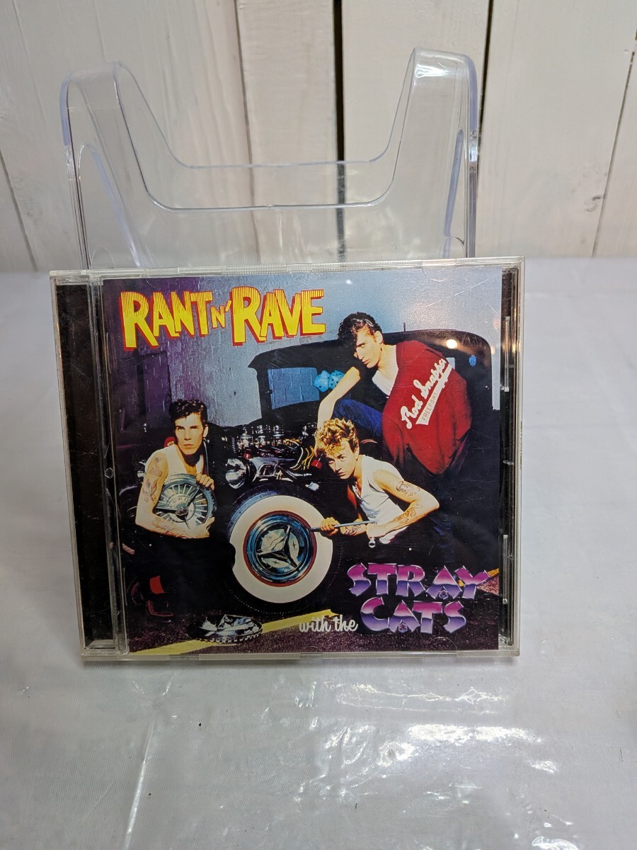 セクシー&セブンティーン ストレイ・キャッツ　中古CD STRAY CATS　A-369