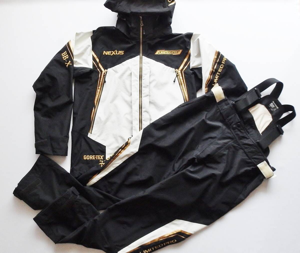 ★シマノ NEXUS ゴアテックスレインスーツ LIMITEDPRO RA-112N★未使用品