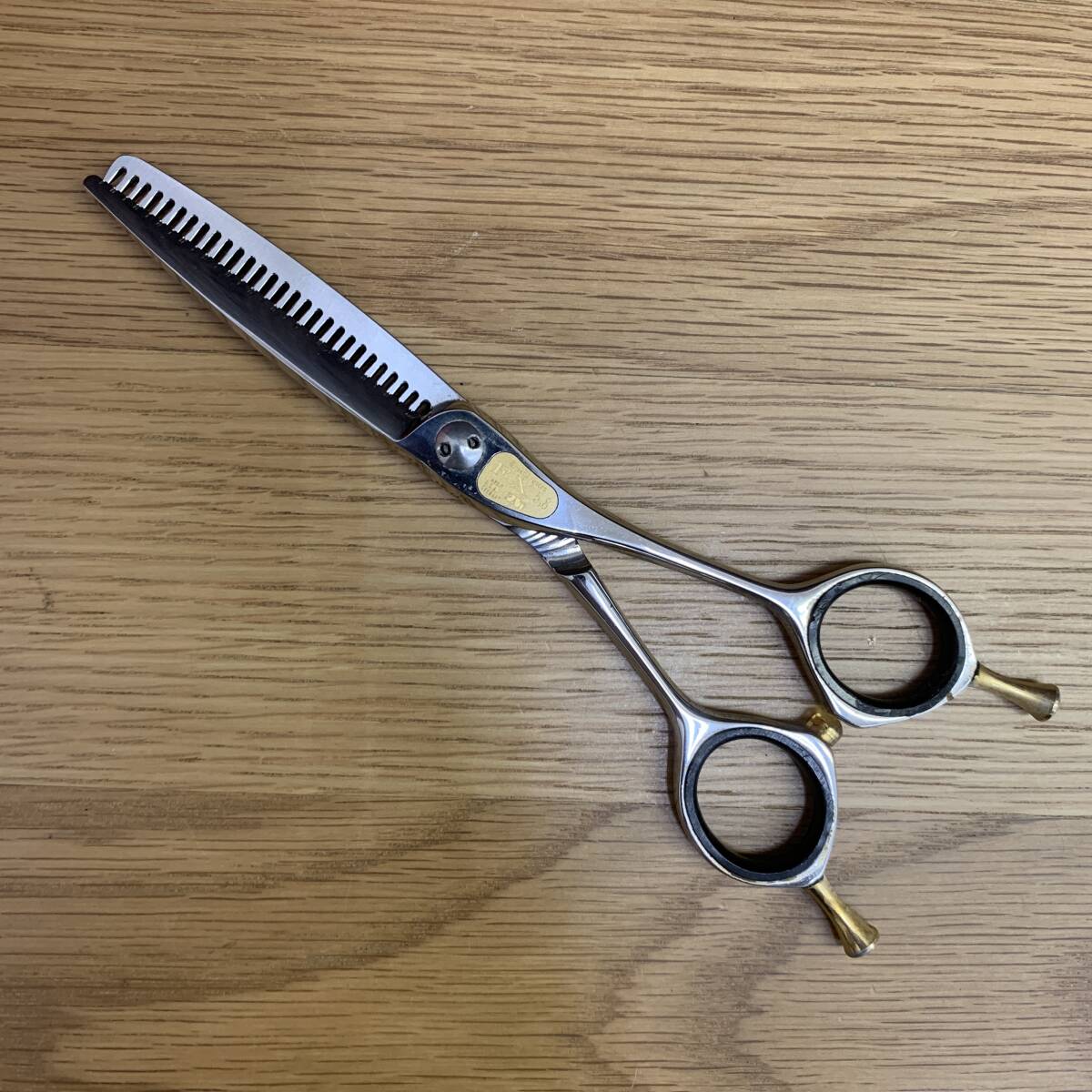 TOGINON トギノン HI-SKILL QUEEN FX5.8 理容鋏 ハサミ シザー セニング 理容 