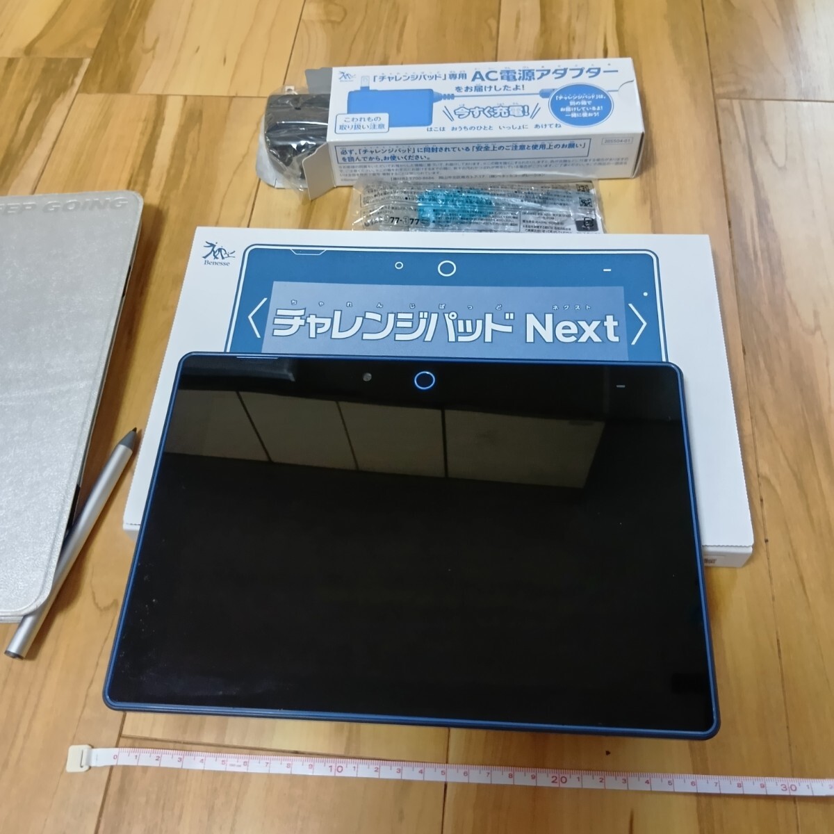 進研ゼミ タブレット チャレンジパッド ネクスト　本体、タッチペン、充電器、カバーつき チャレンジタッチ Next 初期化済 Android
