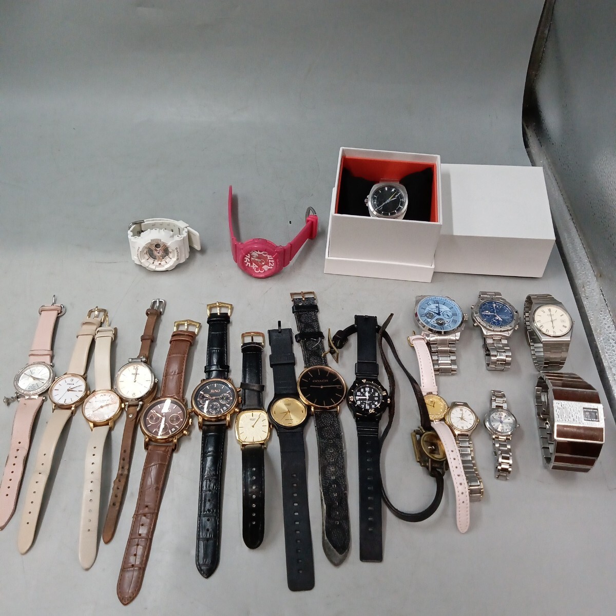 F 腕時計 21個セット まとめ売り CASIO SEIKO COACH Paul Smith ヴィヴィアン・ウエストウッド 等 動作未確認