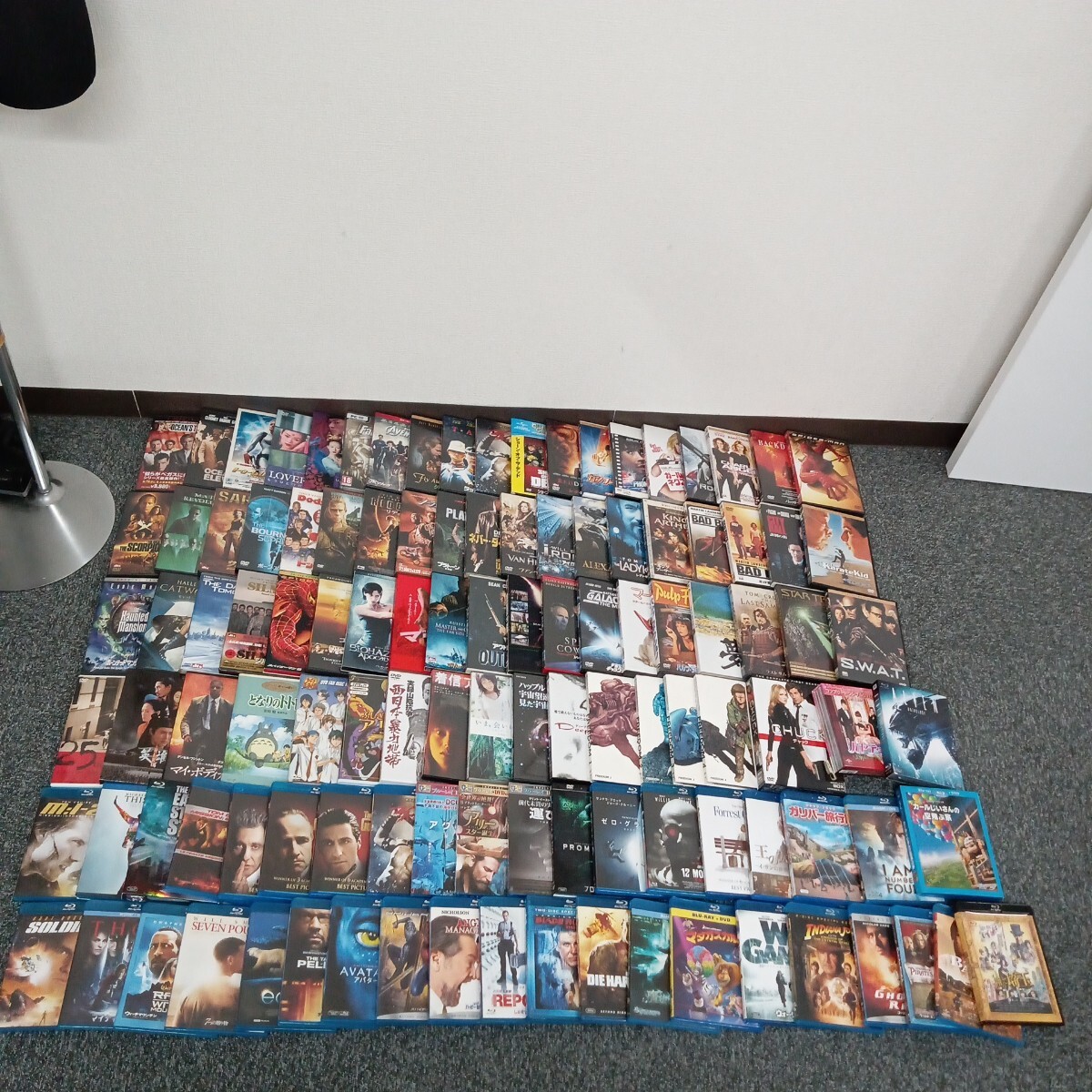 A 洋画 邦画 映画 DVD Blu-ray 110個以上セット まとめ売り アバター スパイダーマン オーシャンズ となりのトトロ 等