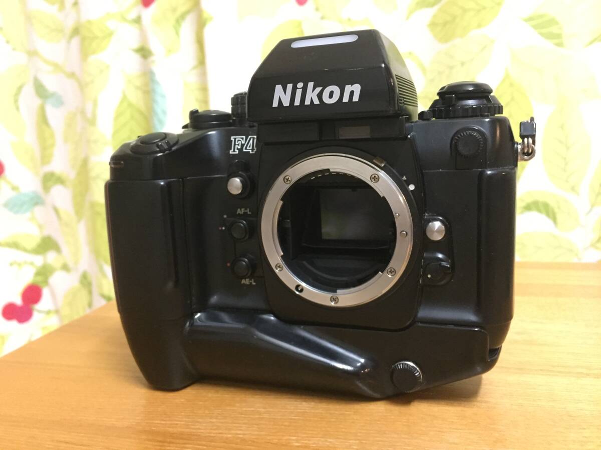 ニコン Nikon F4 F4s MB-21付き 一眼レフ フィルムカメラボディ 1円から