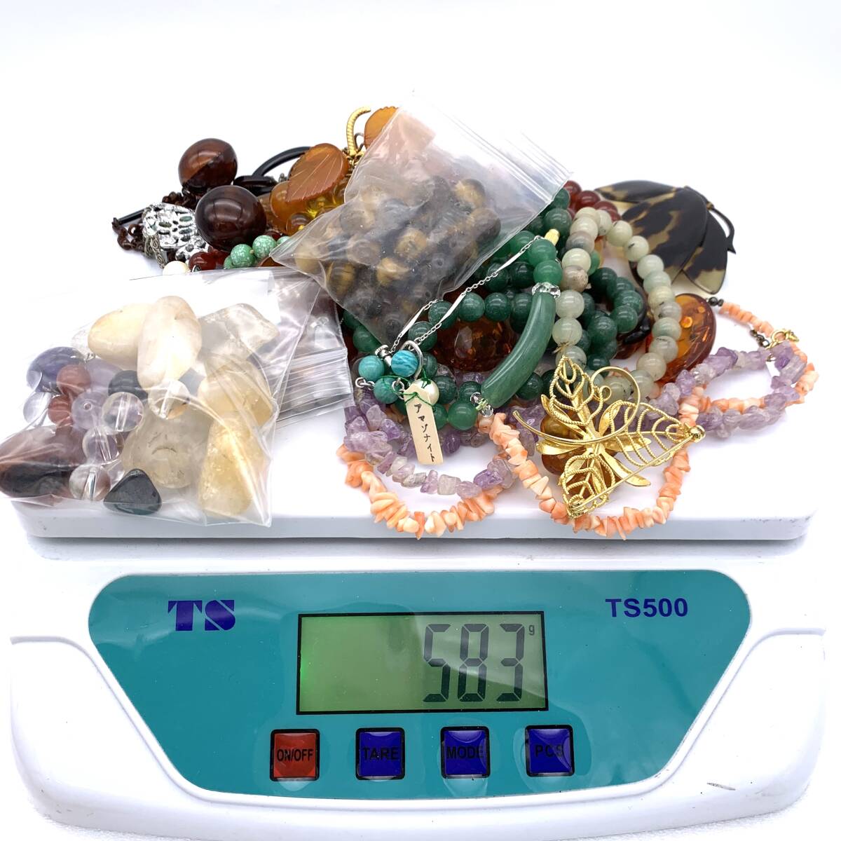 TY3130■【総重量：500g以上】石系アクセサリー 天然石含む べっ甲など ルースなど ヒスイ 琥珀 コハク 売り切り 1円スタート