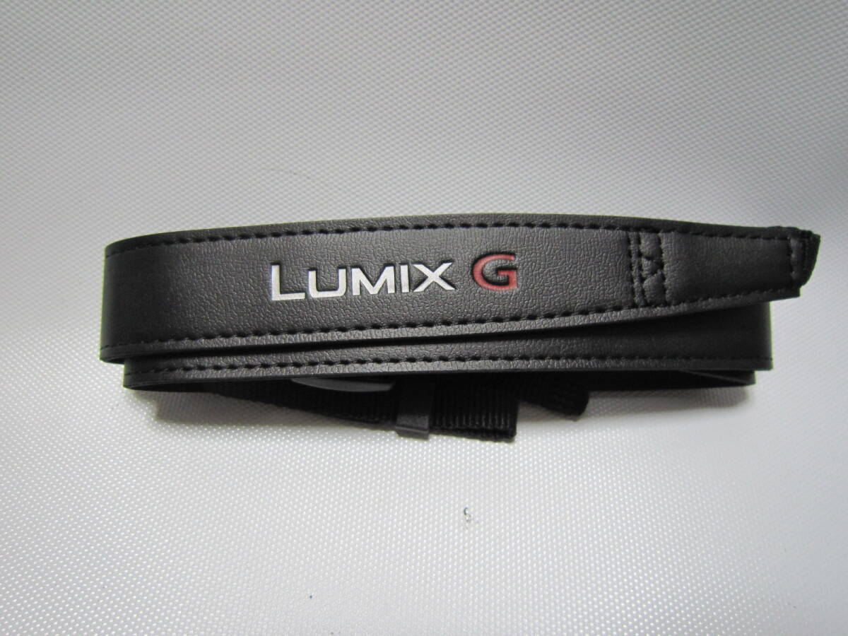 未使用美品　LUIX Gストラップ　帯２５㎜　先紐10mm　細身