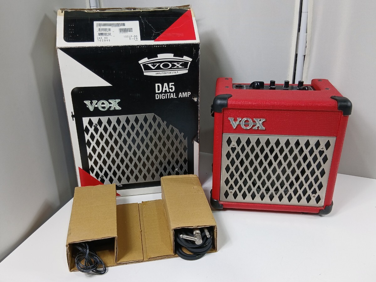 #2135 VOX ヴォックス DA5 ギターアンプ 赤 電池駆動 ミニアンプ/和歌山県にて引き取り大歓迎