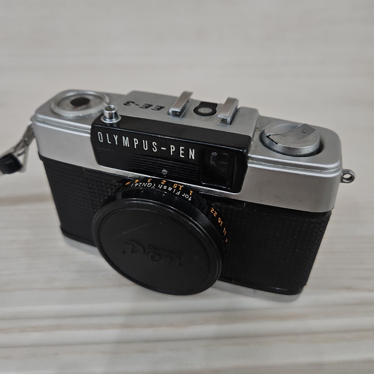 OLYMPUS オリンパス OLYMPUS-PEN フィルムカメラ EE-3 昭和レトロ PEN ジャンク扱い