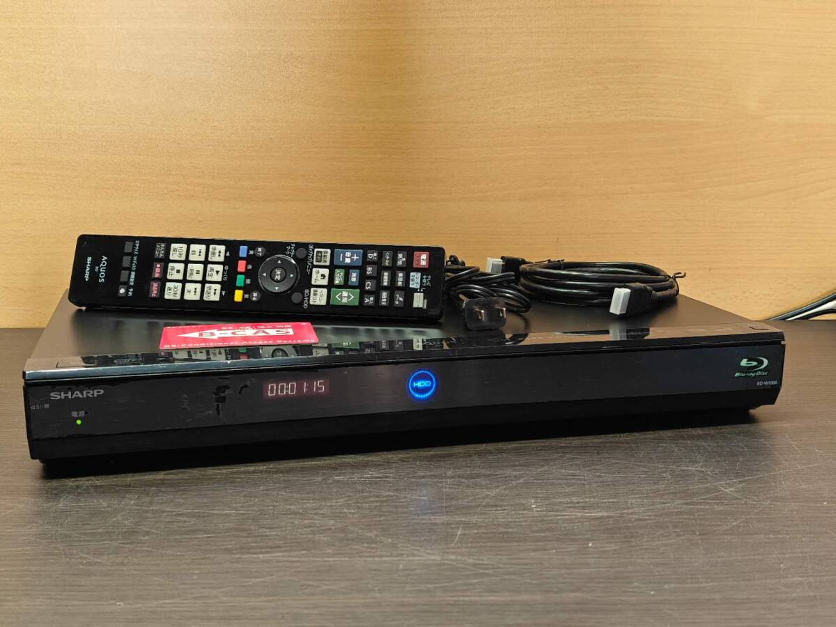 シャープ BD-W1000　HDD/DVD/レコーダー　２番組同時録画　HDD 1000GB　リモコン HDMI B-CASカード付き 動作品 2011年製 7316