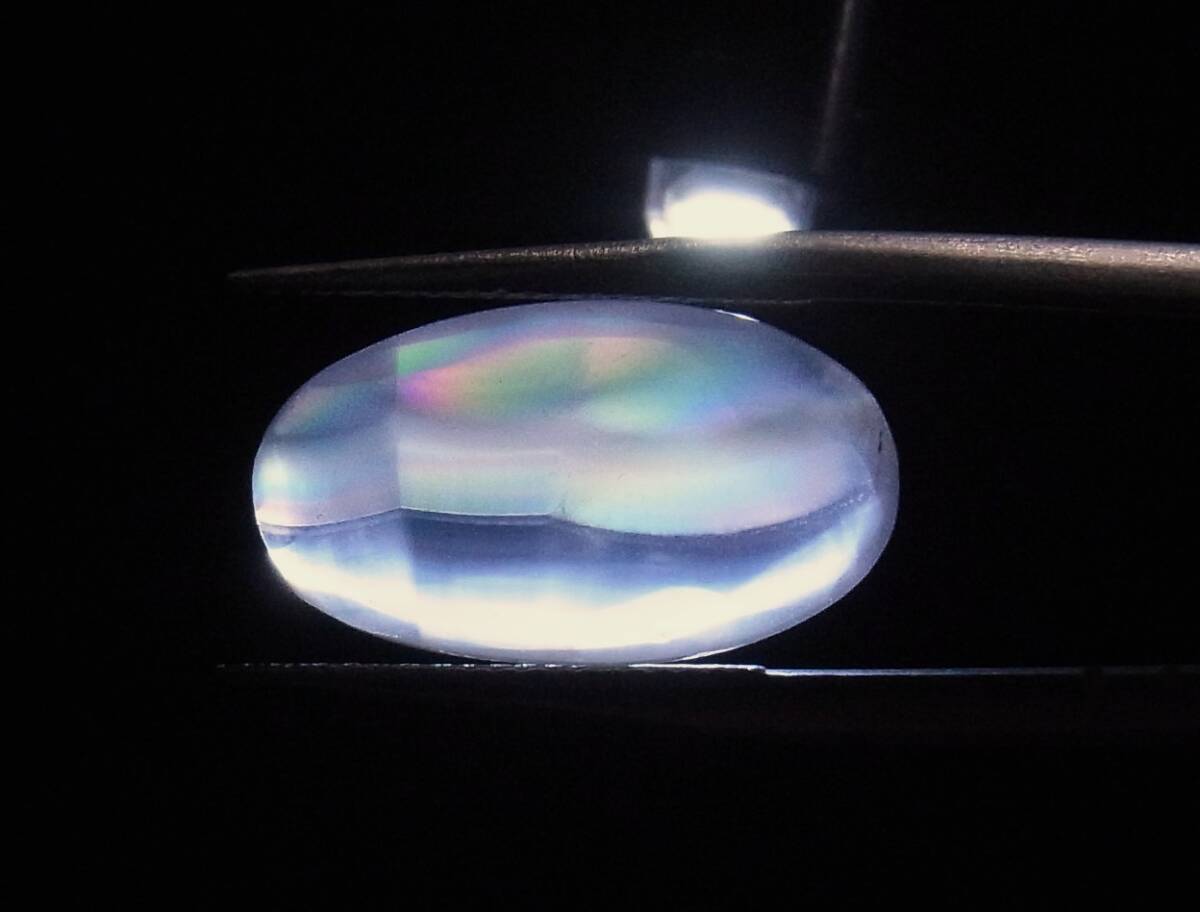 《Gem Force》選別品！レインボーイリスアゲート 5.26CT ルース
