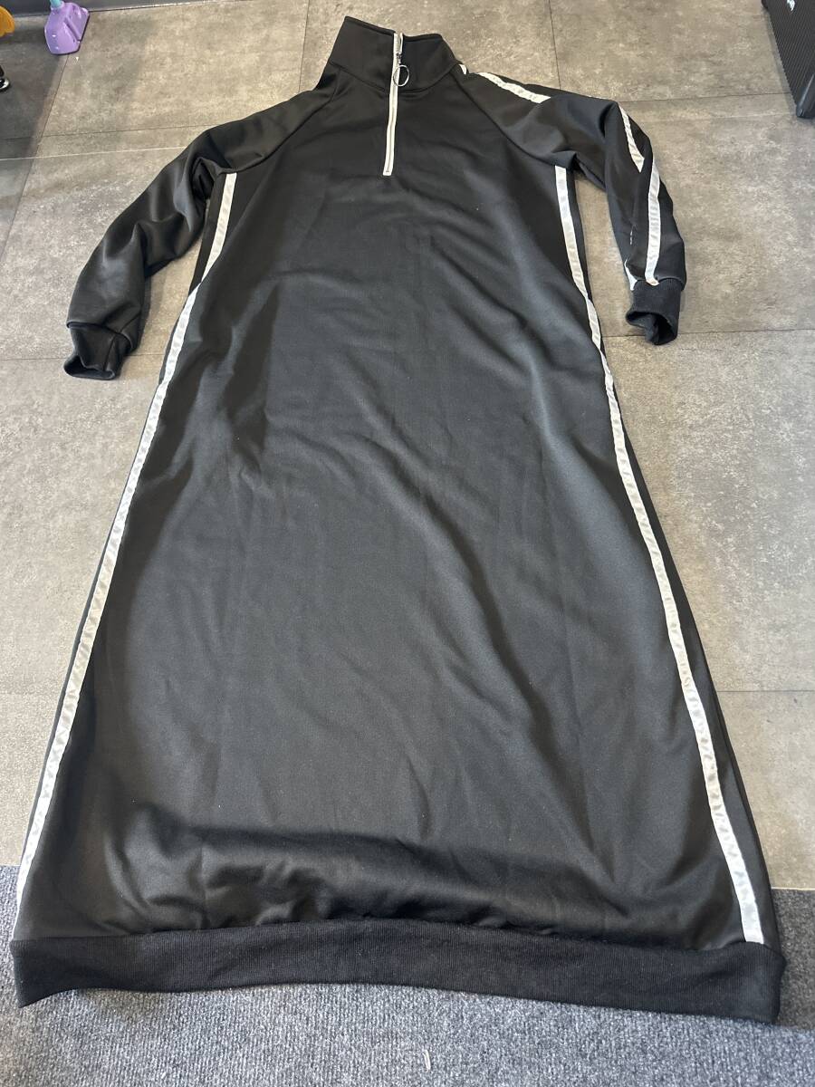 ジャージ風ワンピース　M