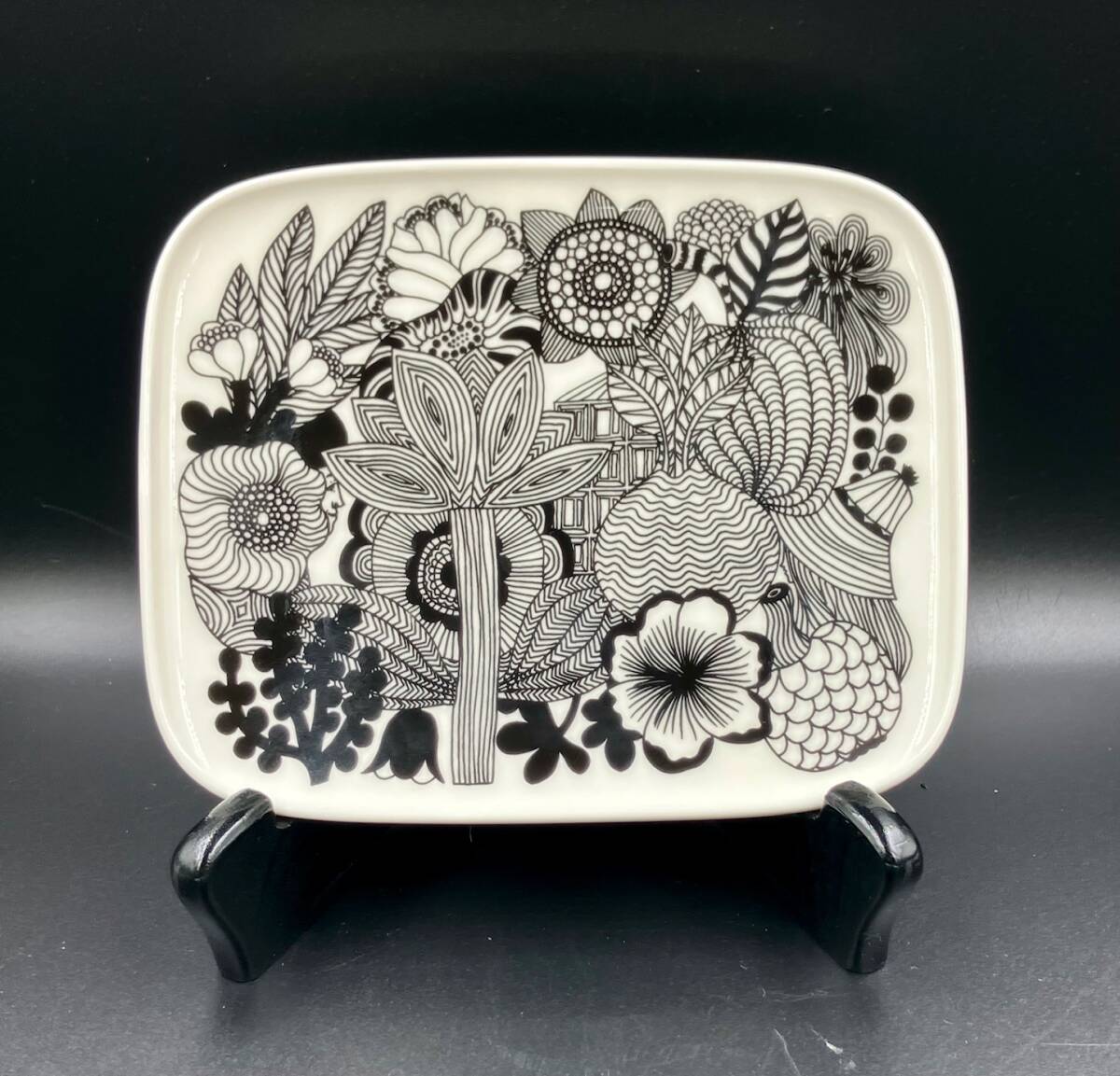 マリメッコ marimekko oiva KESTIT シイルトラプータルハ　Siirtolapuutarha スクエアープレート