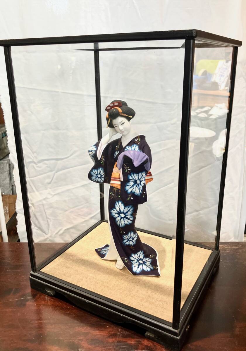 博多人形 博多絞り 着物 美人 立姿 　日本人形 昭和レトロ 置物 インテリア アンティーク JAPAN　ガラスケース付き