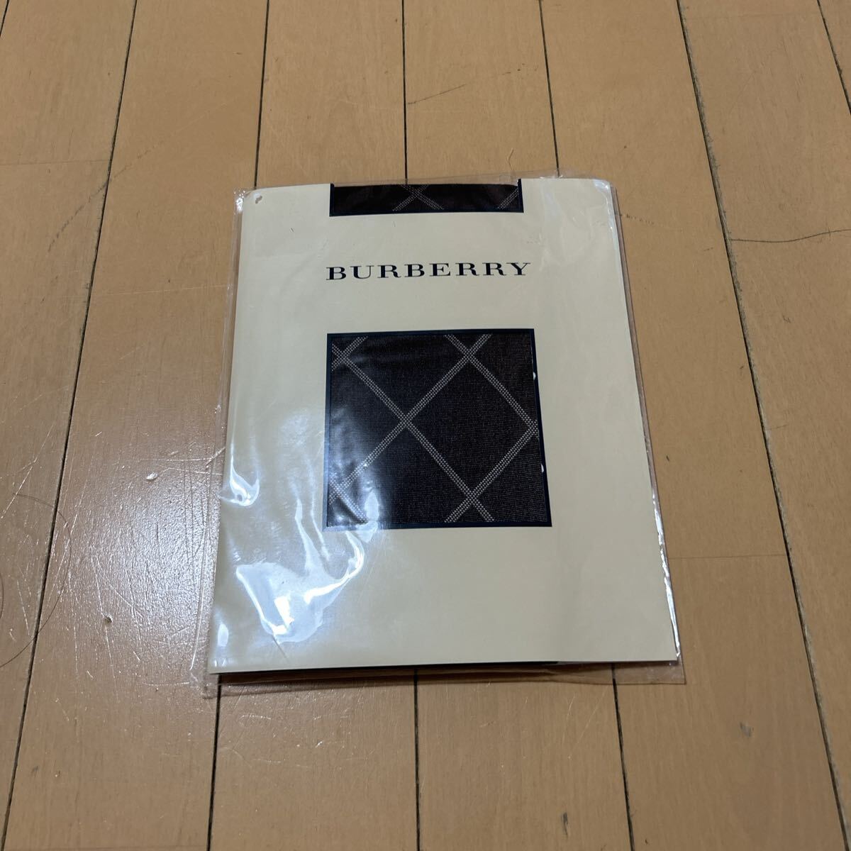 新品未使用　バーバリーBURBERRY 柄ストッキング　ML
