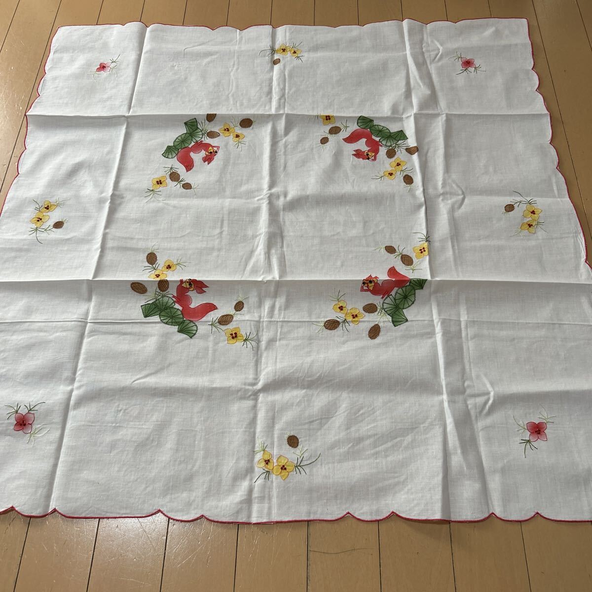 新品未使用 リネンテーブルセンター 昭和レトロ テーブルクロス