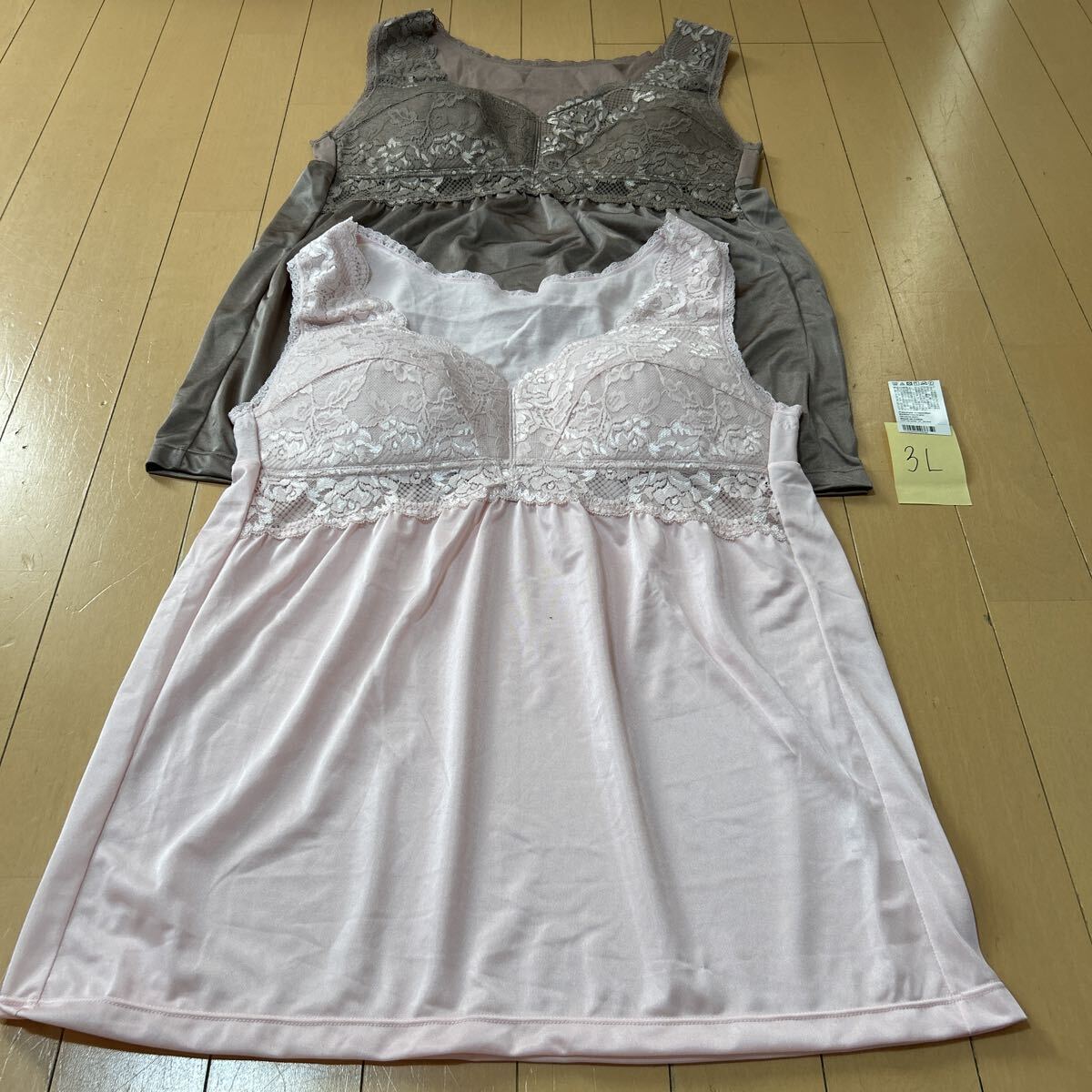 新品未使用 大きいサイズ3L パット付きタンクトップ ブラトップ ブラ