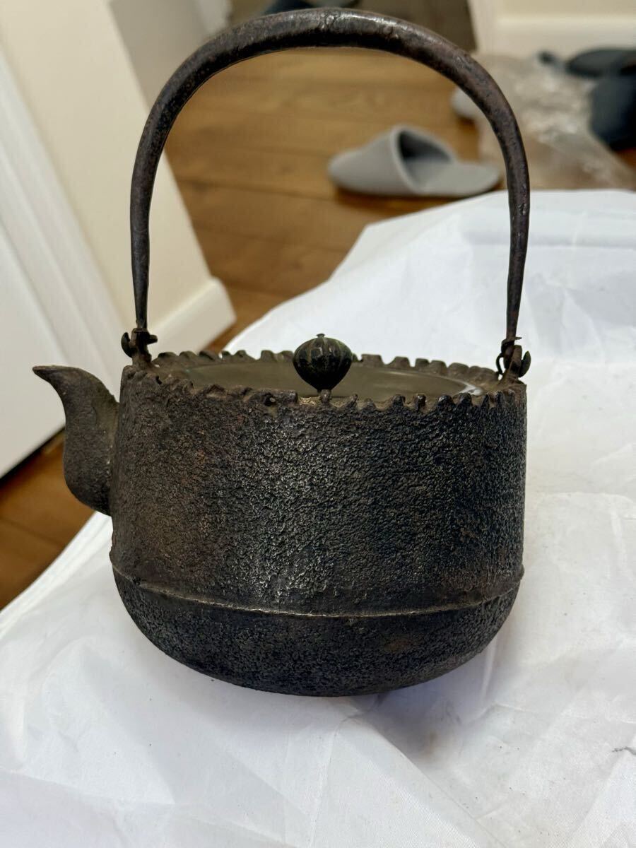 鉄瓶 急須 時代物 茶器 茶道具 湯沸 古美術 煎茶道具 鉄壺 金属工芸 在銘 茶道具 茶器 煎茶道具 煎茶器 湯沸 急須 時代物 拍卖 ...