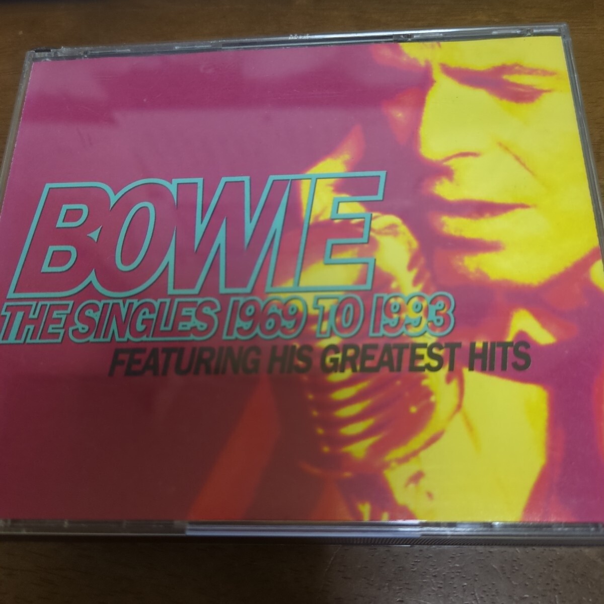 David Bowie　THE SINGLES 1969-1993　3枚組　輸入盤　デヴィッド・ボウイ　シングル・コレクション