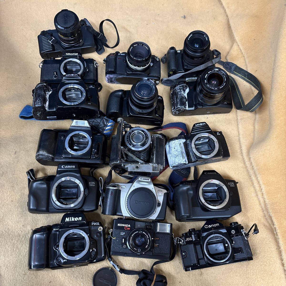 Canon A-1 Nikon F90X ミノルタ　EOS 　Nikomat等　まとめ売り　現状渡し ジャンク　要整備 格安スタート