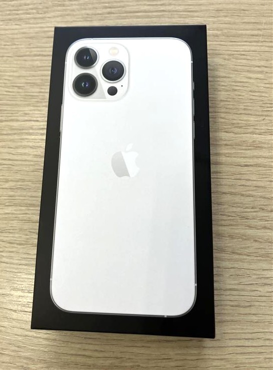 #886 iPhone13 ProMax 256GB ホワイト MLJ93J/A SIMフリー バッテリー76％ アイフォン スマートフォン 携帯電話 アップル