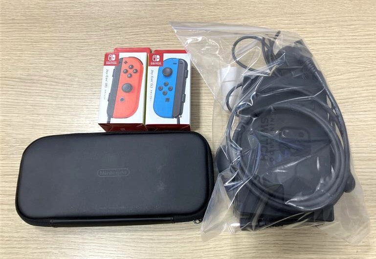 #887A 任天堂 Nintendo Switch 本体 セット HAC-001 ネオンブルー/ネオンレッド スイッチ 初期化 動作確認済