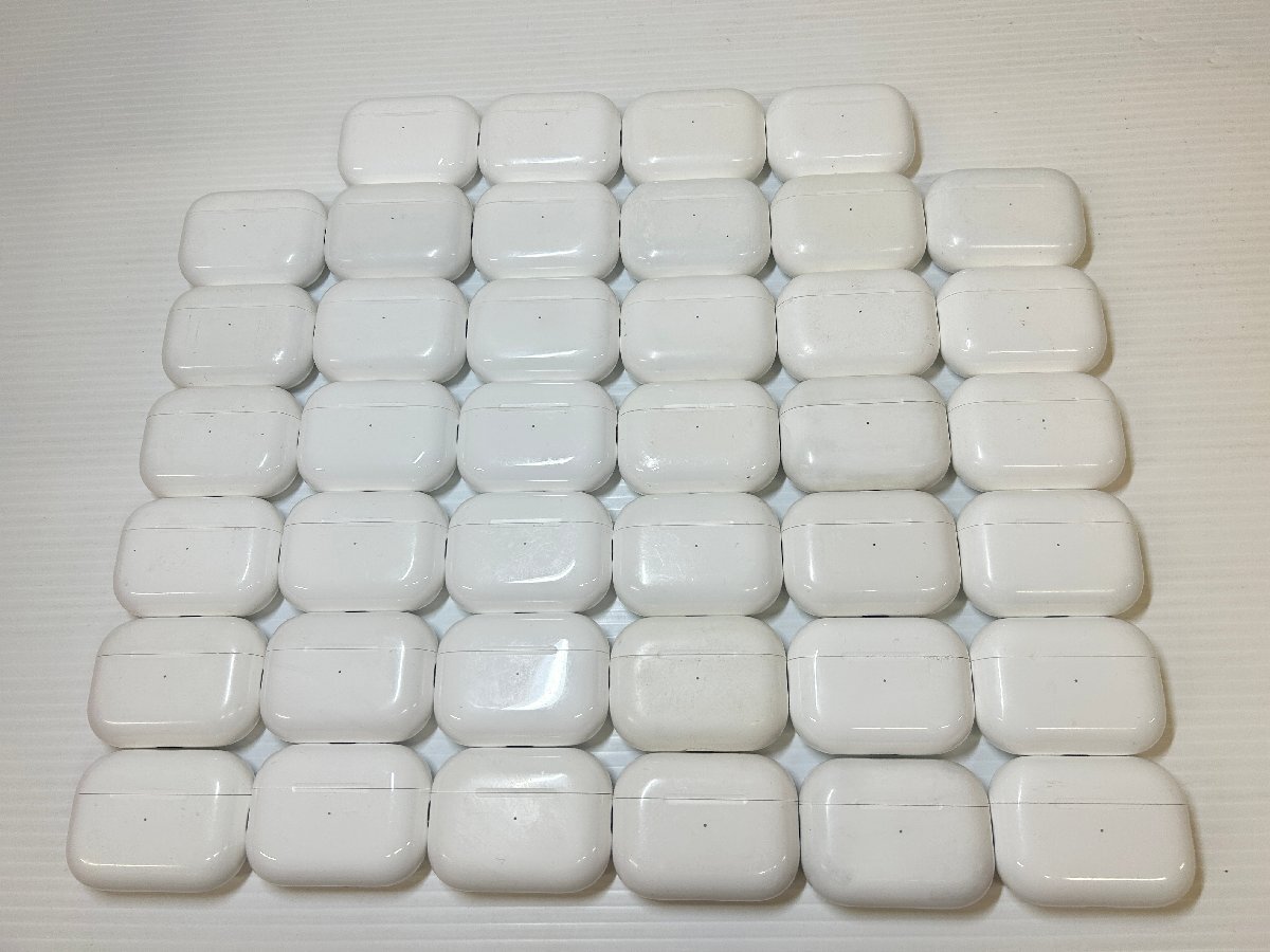純正Apple AirPods Pro 第2世代Apple アップル エアポッズプロ A2968 Type-C 充電ケースのみ 40個セット 現状 【東京都忘れ物市】№54