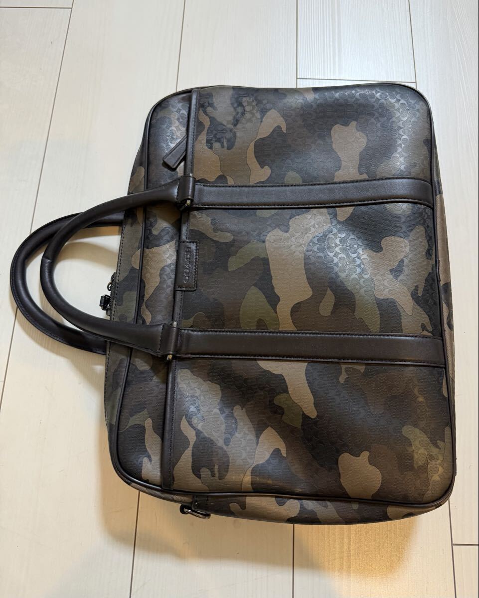 ビジネスバッグ COACH ブリーフケース カモフラージュ コーチ　迷彩柄