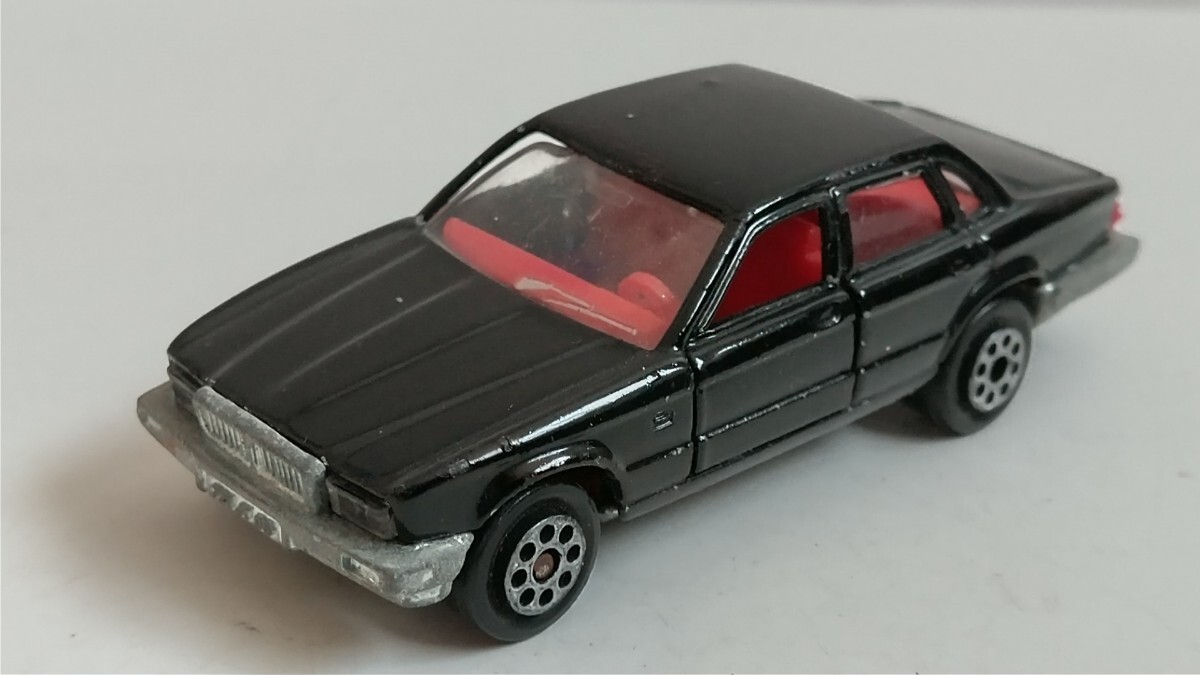 マジョレット ジャガー XJ6