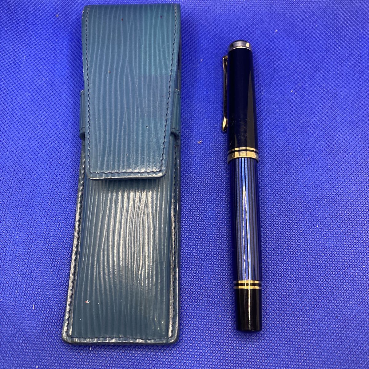 【か034】Pelikan ペリカン スーベレーン 万年筆 ブルーストライプ ケース付き 14K ペン先