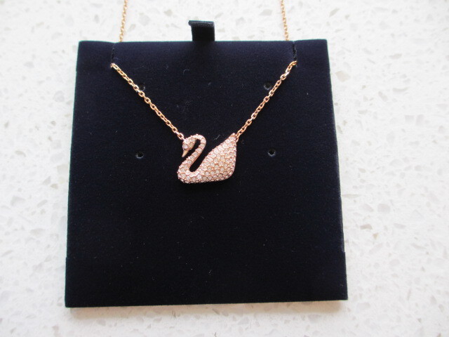 未使用　Swarovski SWAN Necklace　スワロフスキー ネックレス ローズゴールド 